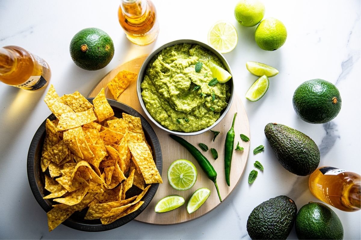 Avocado and tomatillo guacamole